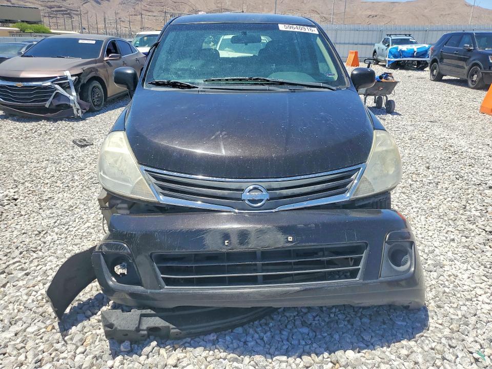 2010 Nissan Versa 1.8 s