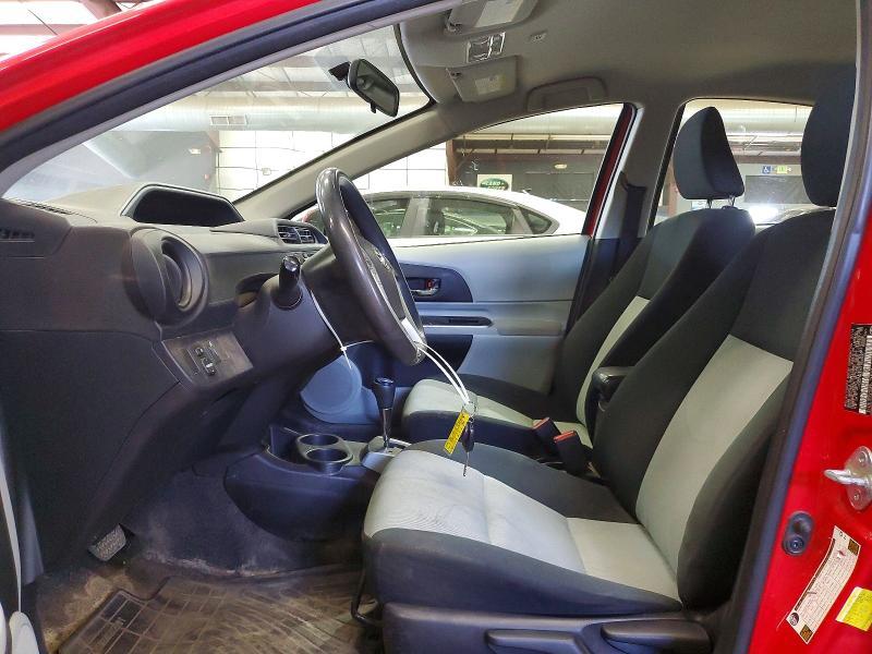 2014 Toyota Prius c two