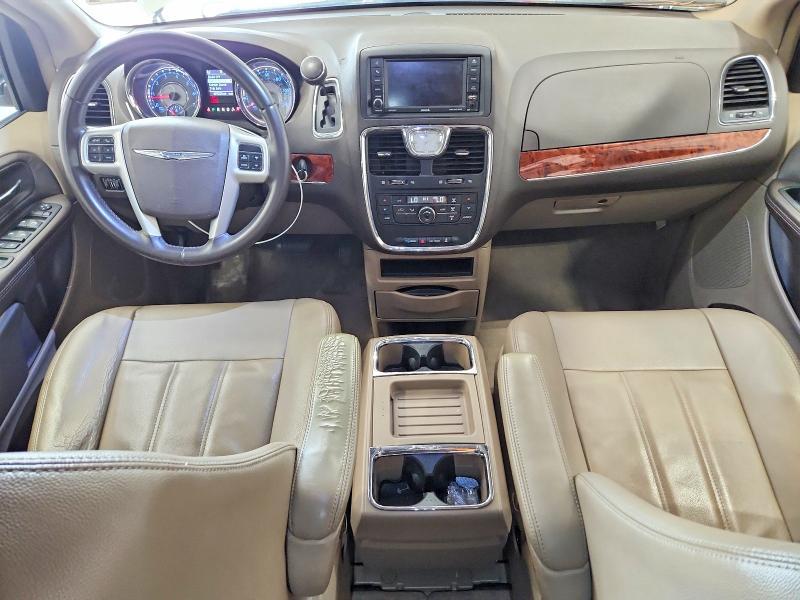 2015 Chrysler Town & Country Touring