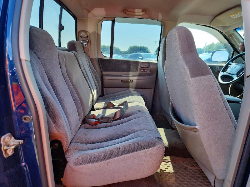 2004 Dodge Dakota Quad Sport