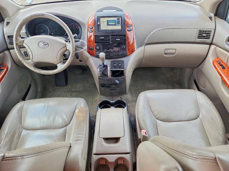 2006 Toyota Sienna xle 7 Passenger