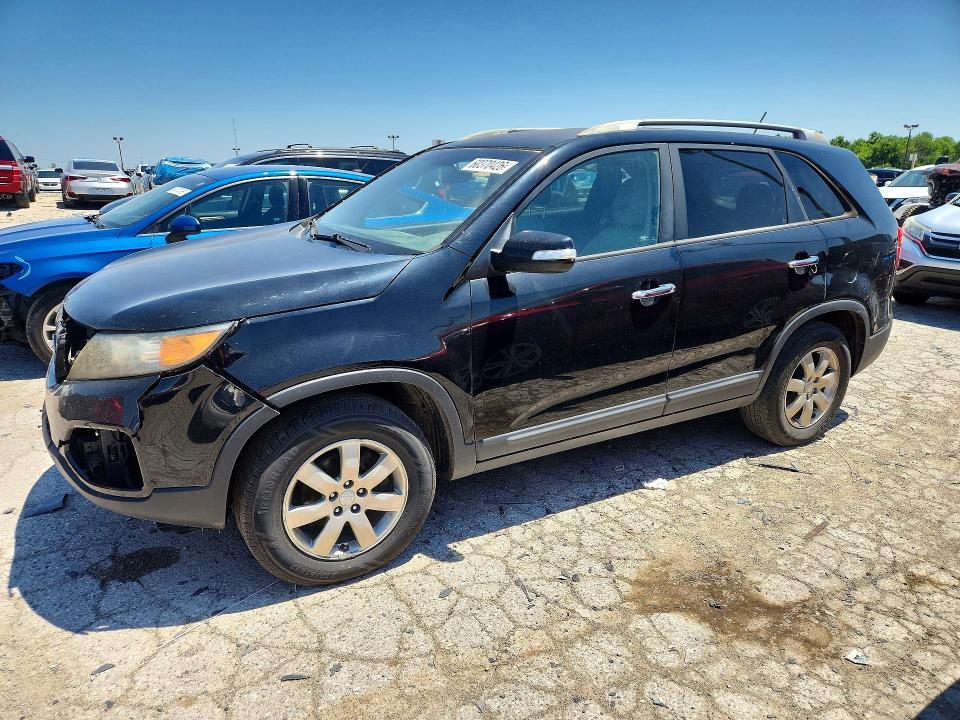 2013 KIA Sorento lx