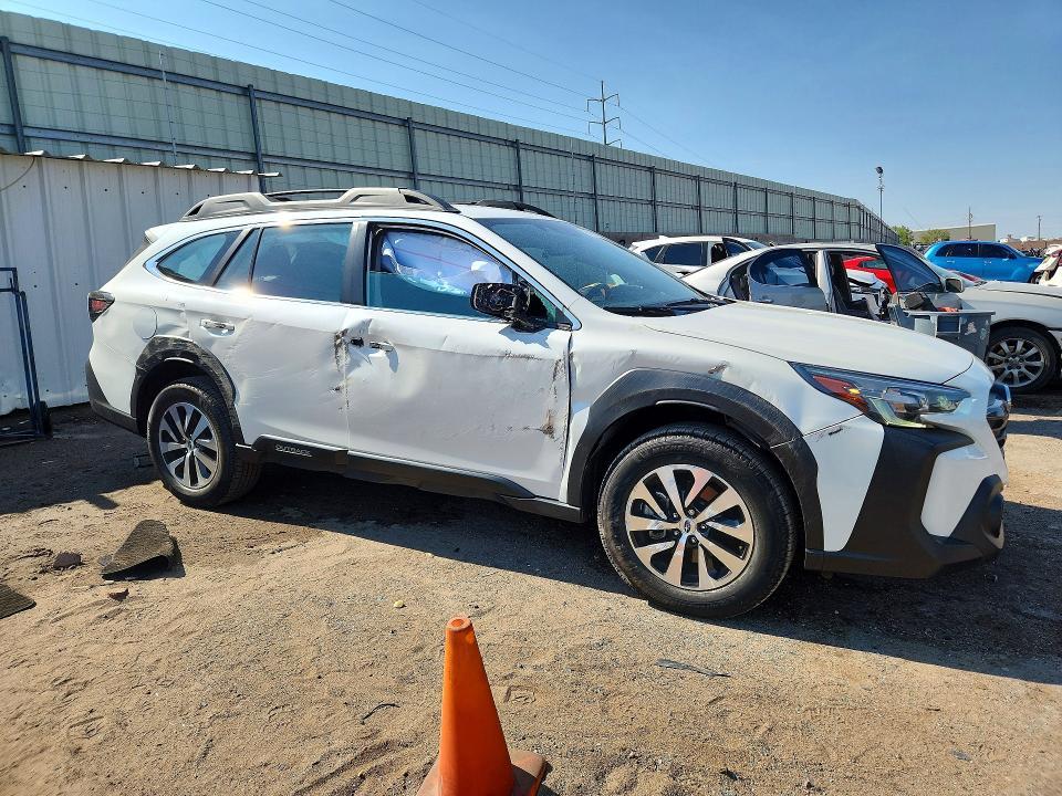 2023 Subaru Outback