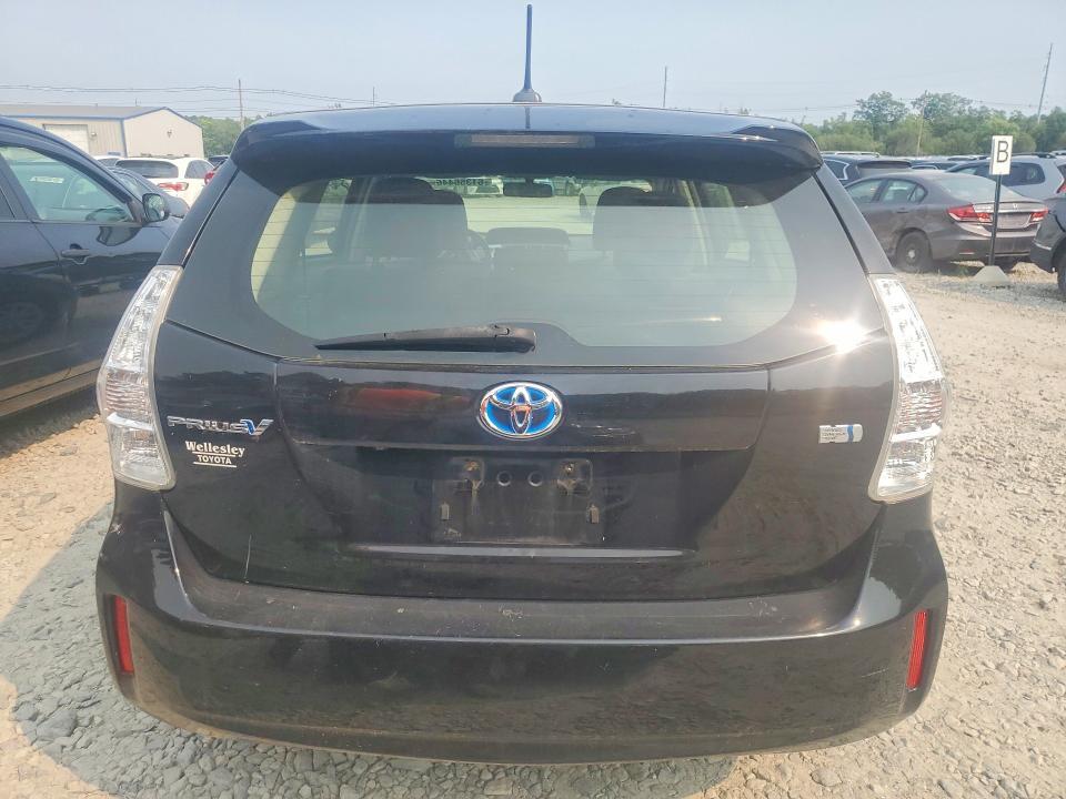 2014 Toyota Prius v Three