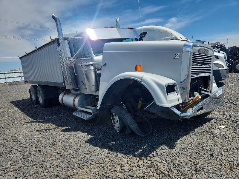 1995 Freightliner Conventional FLD120