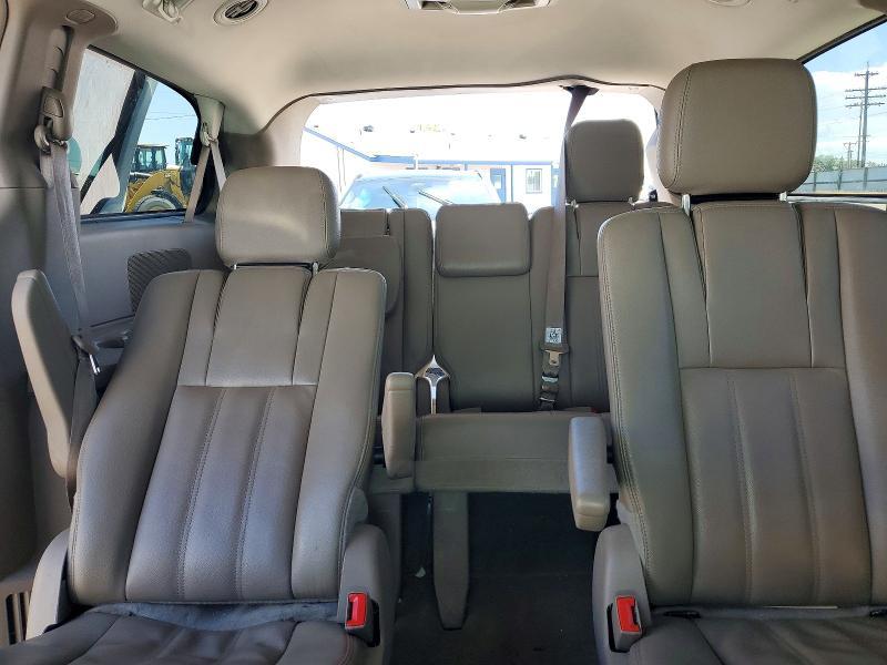 2014 Chrysler Town & Country Touring
