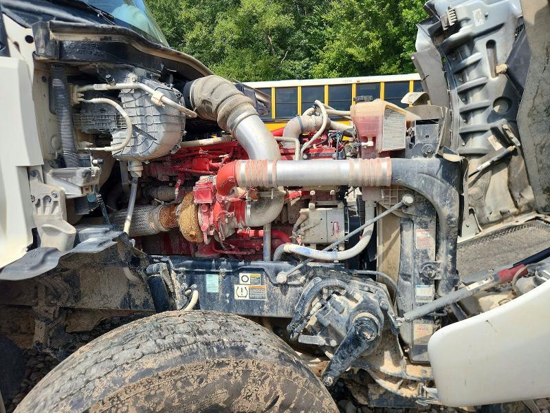 2025 Kenworth T880 Dump Truck