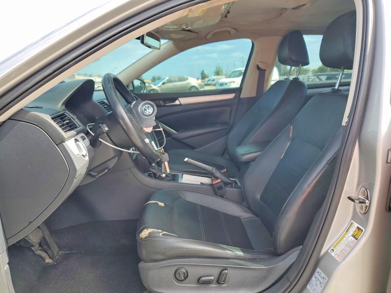 2012 Volkswagen Passat se