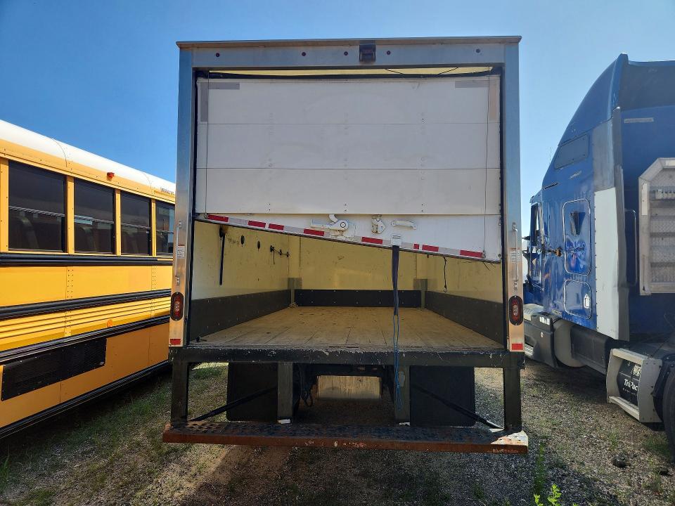 2023 Chevrolet 5500HD BOX Truck
