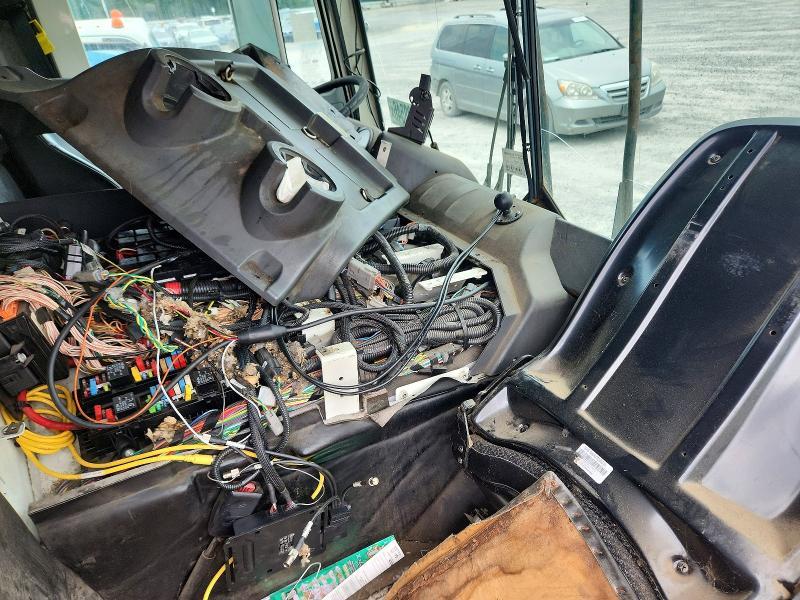 2015 Mack Mru613 Refuse Truck