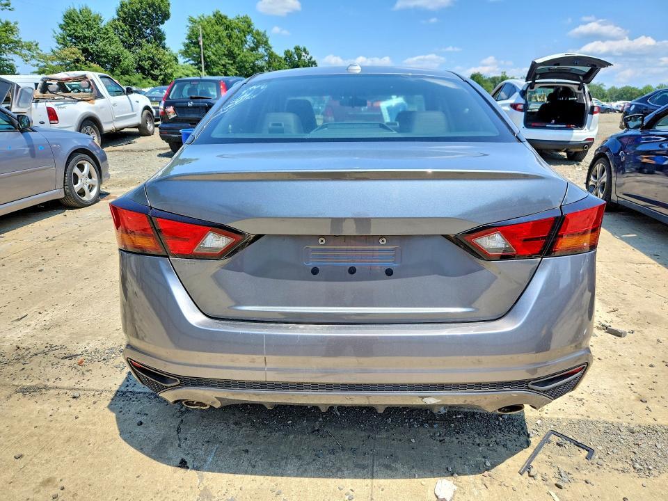 2019 Nissan Altima sr