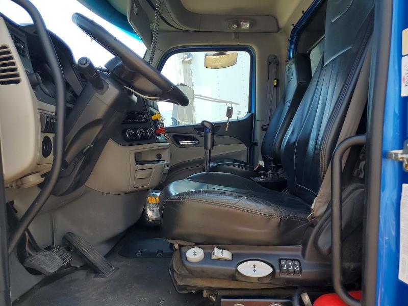 2020 Peterbilt 567