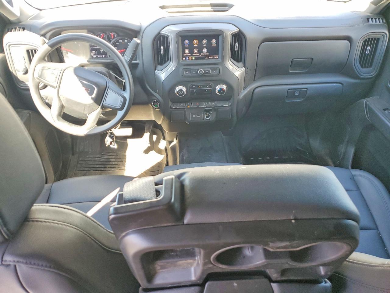2024 GMC Sierra C1500