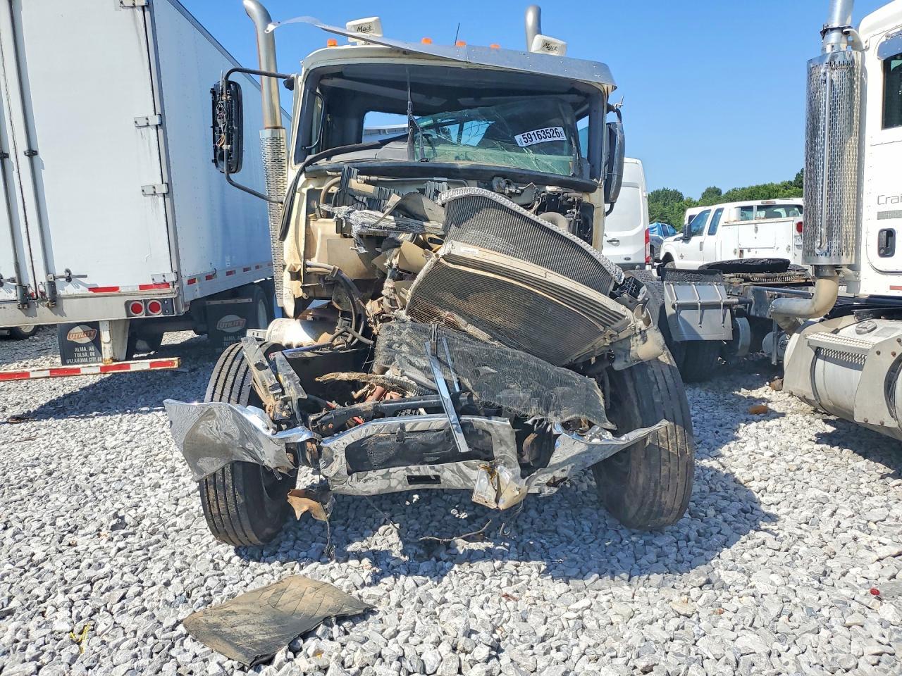 2013 Mack 600 CHU600