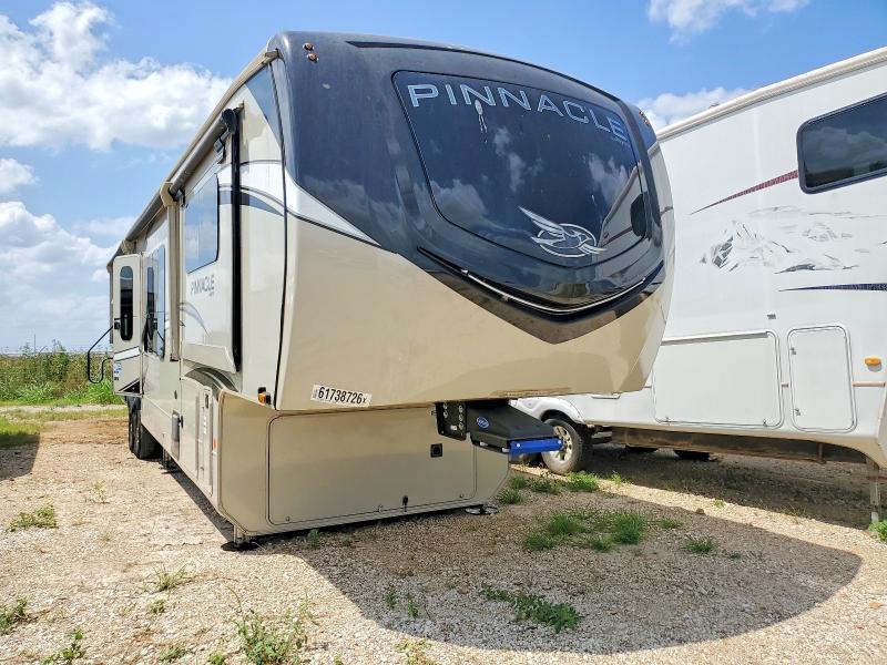 2022 Jayco Pinnacle Camper