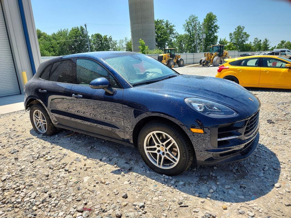 2020 Porsche Macan