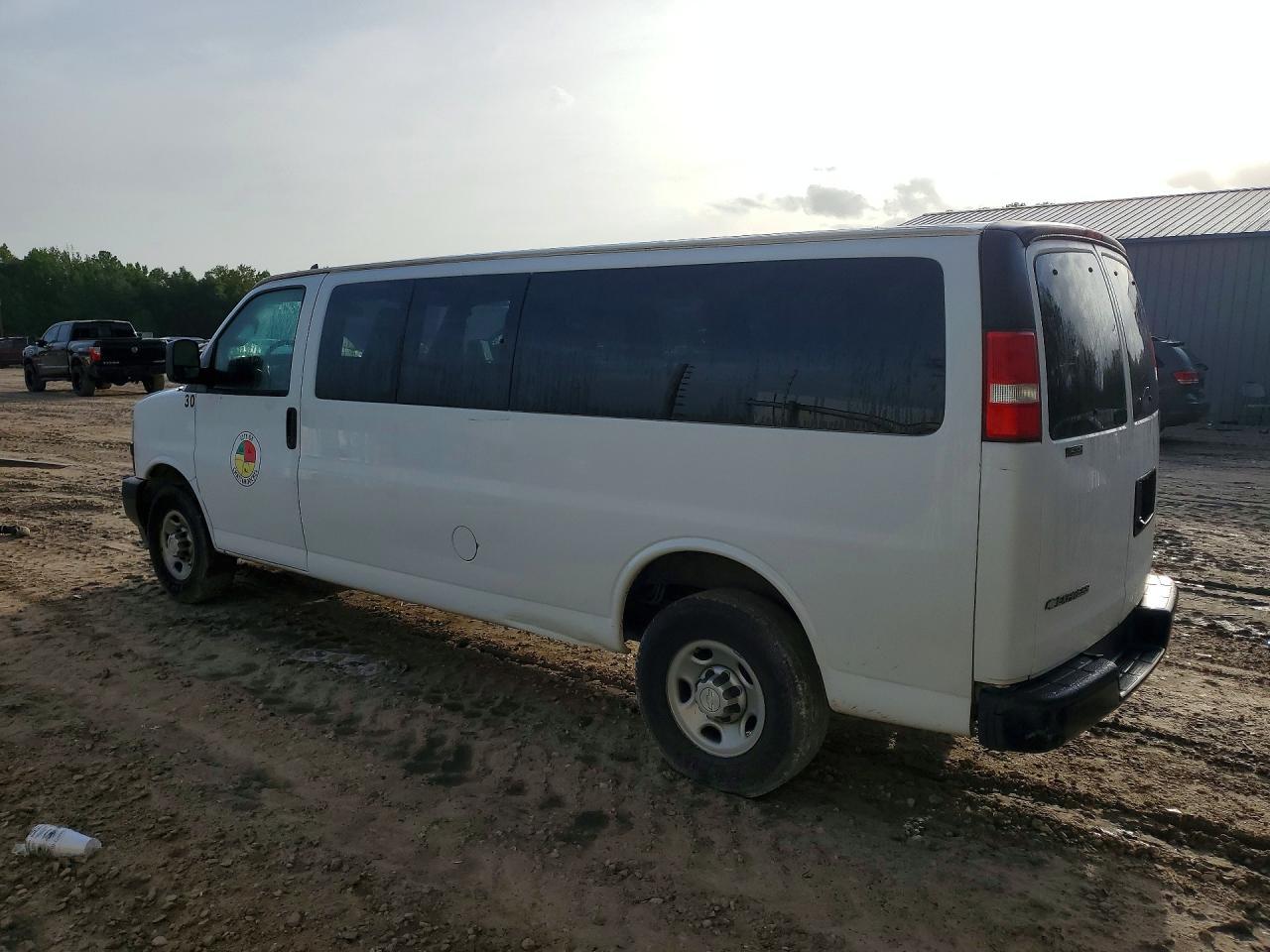 2019 Chevrolet Express G3500 LS