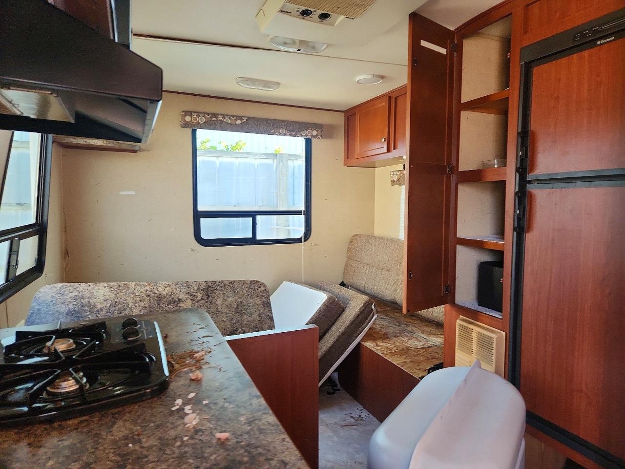 2010 Crossroads Zinger Camper