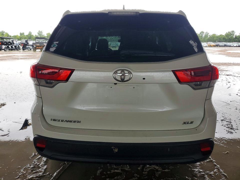 2019 Toyota Highlander xle