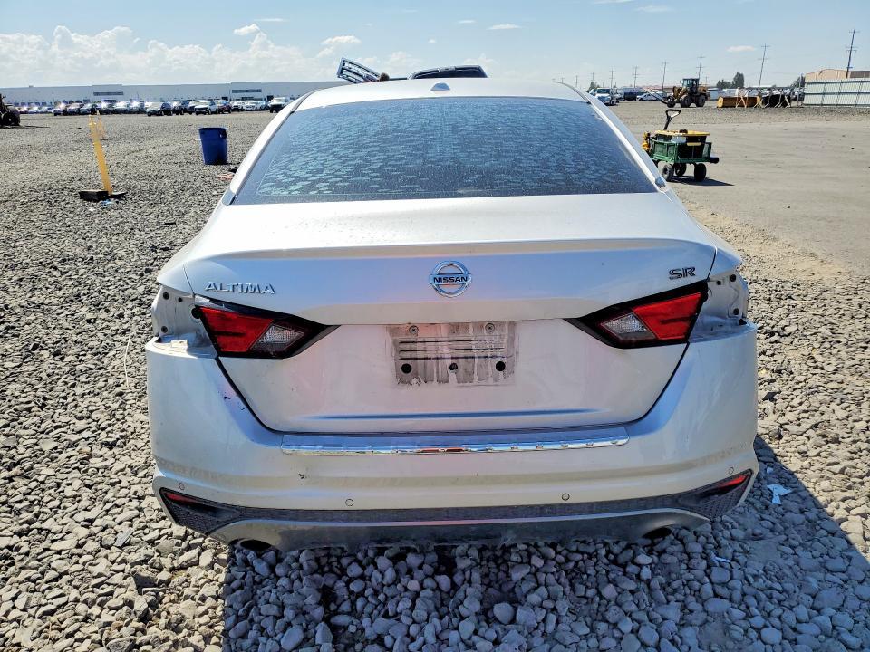 2020 Nissan Altima sr