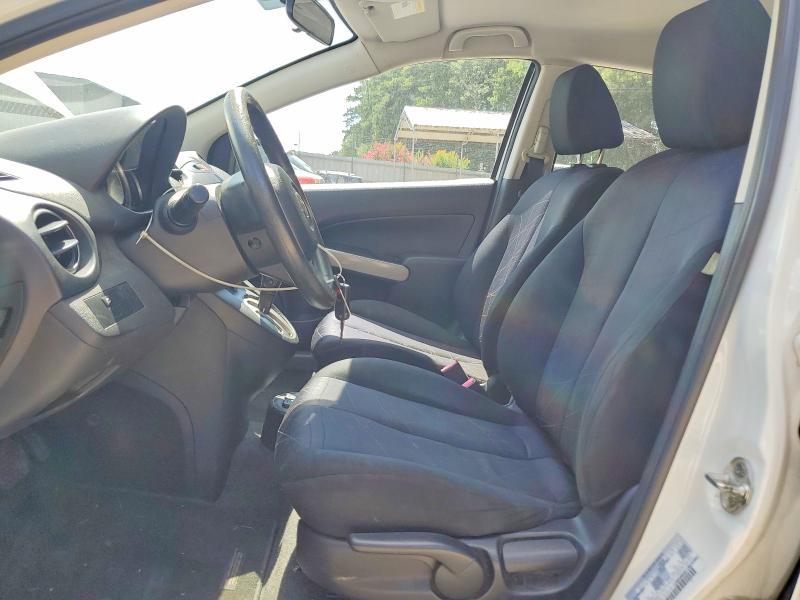 2013 Mazda  2