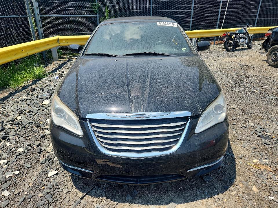 2012 Chrysler 200 Touring