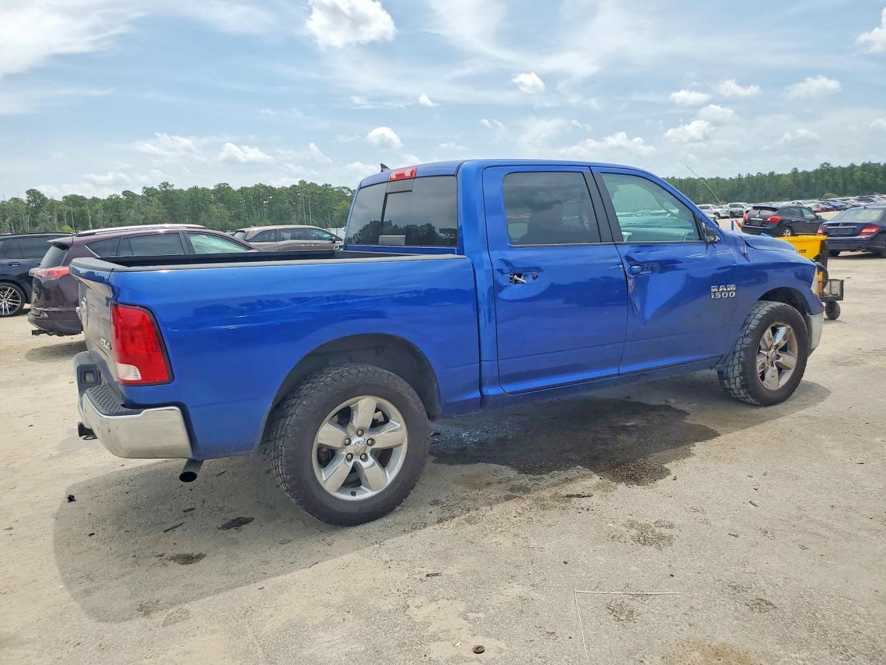 2018 Dodge RAM 1500 SLT