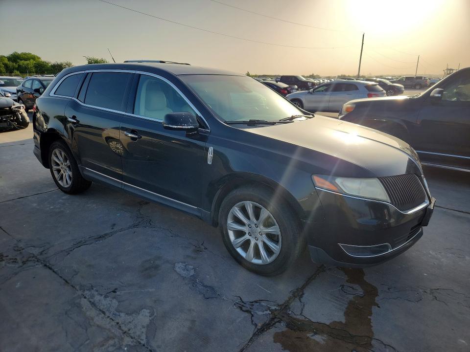 2013 Lincoln MKT