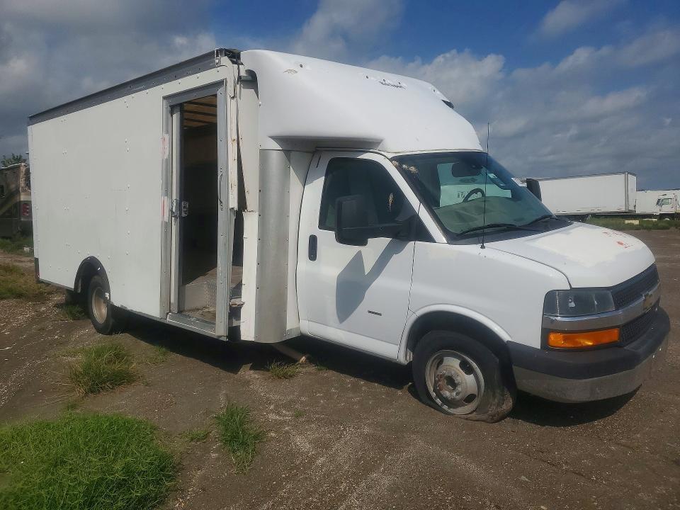 2022 Chevrolet Express G3500