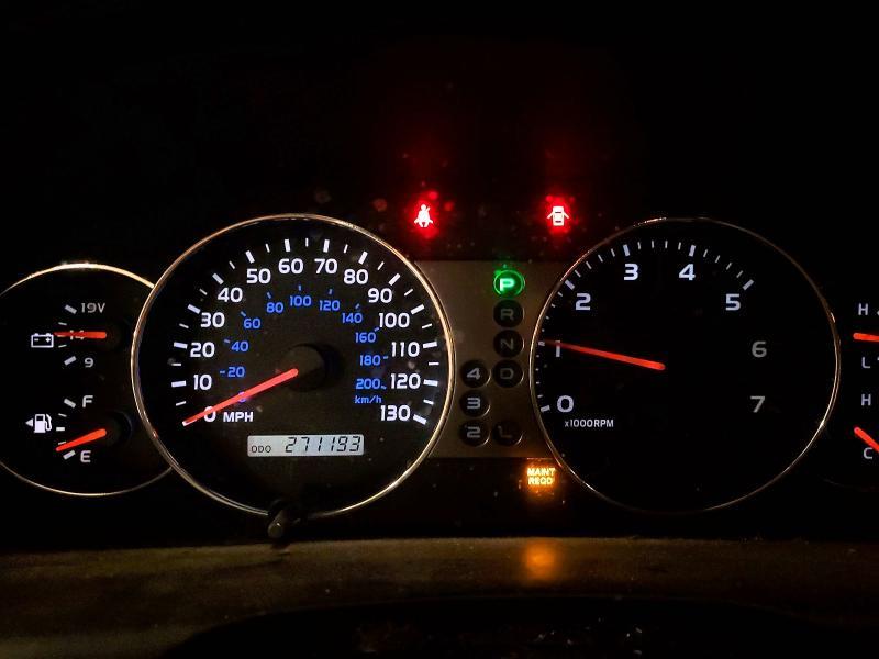 2003 Toyota Land Cruiser Base