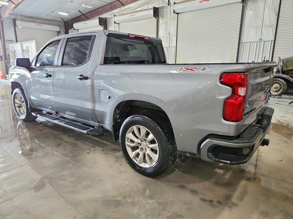 2024 Chevrolet Silverado K1500 Custom
