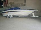 2000 Chaparral 240SSI-Boat