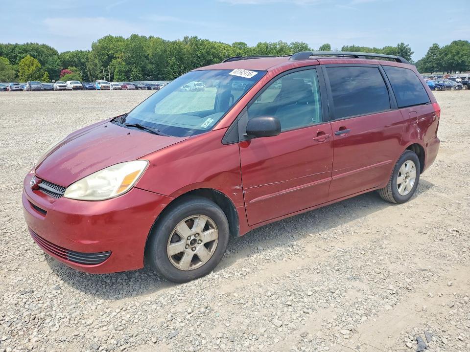2004 Toyota Sienna le 7 Passenger