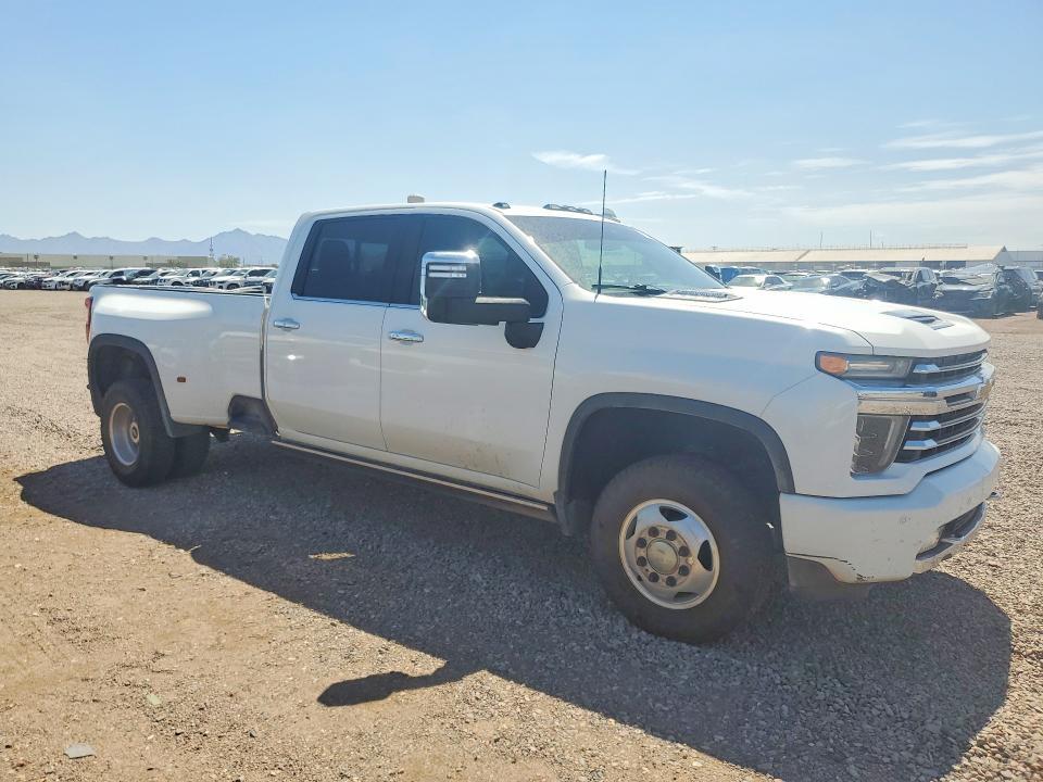 2022 Chevrolet Silverado K3500 High Country