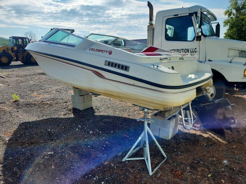 1992 Celebrity 190br-boat