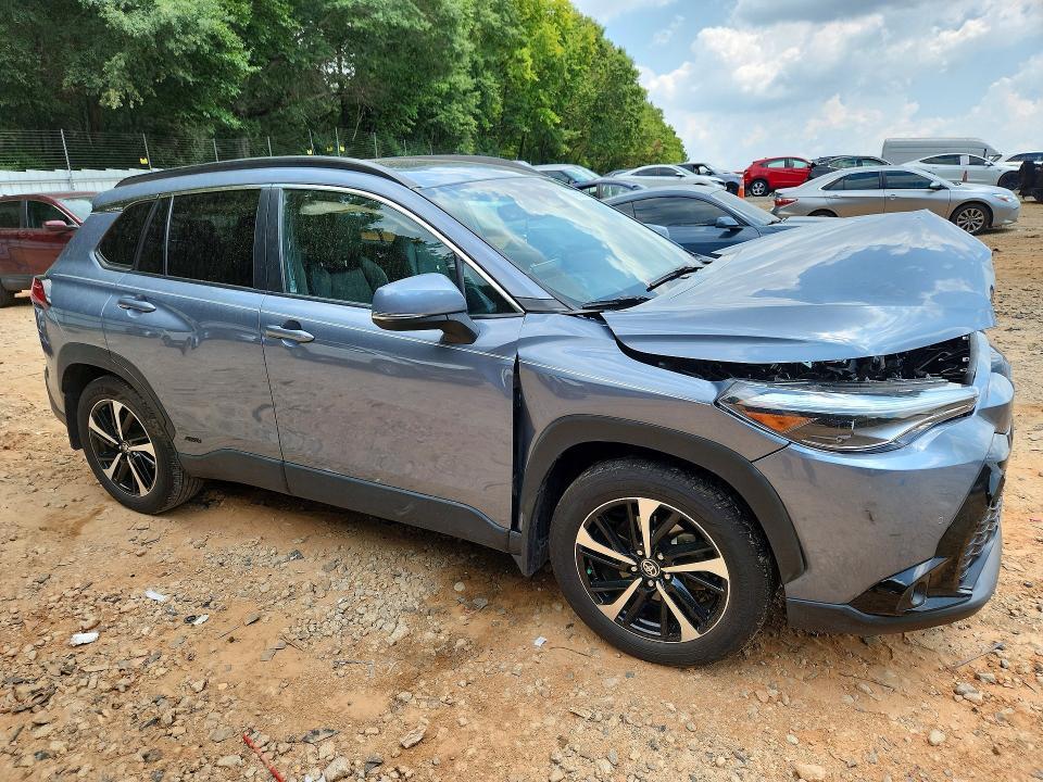 2024 Toyota Corolla Cross Hybrid xse