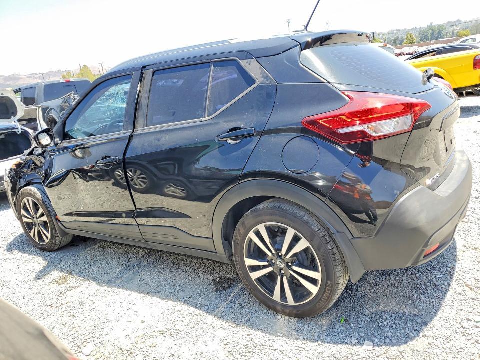 2019 Nissan Kicks sv