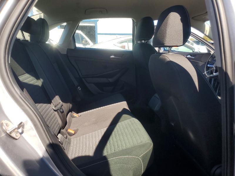 2025 Volkswagen Jetta s