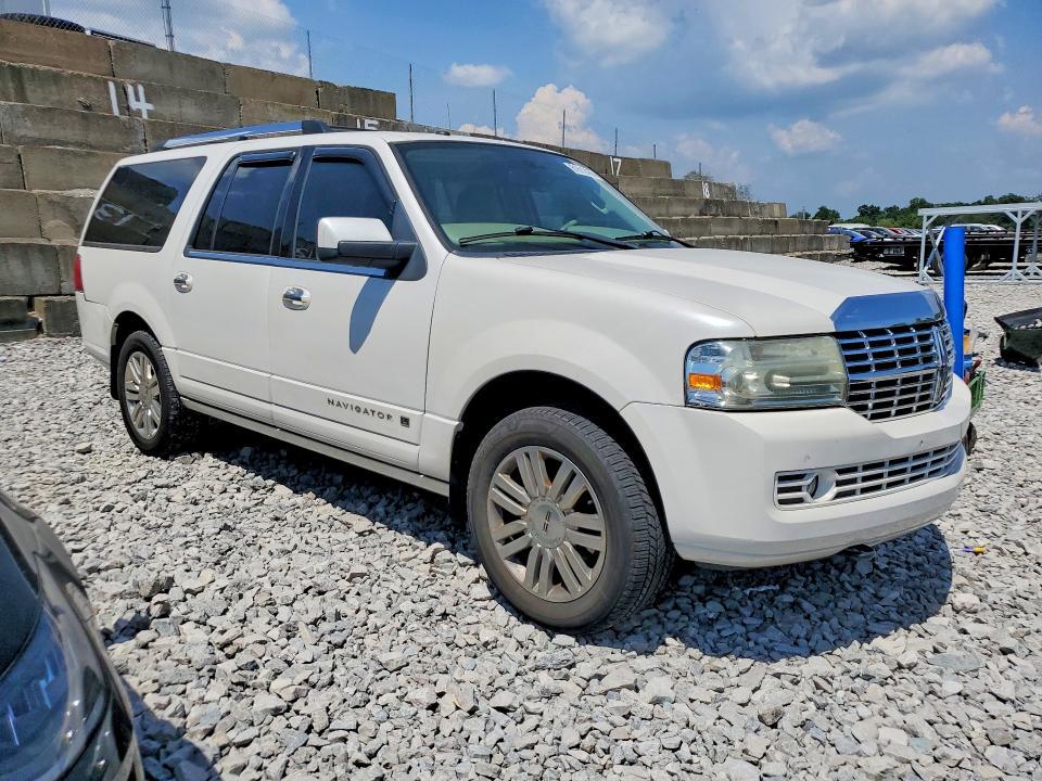 2014 Lincoln Navigator l