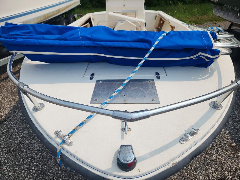 1983 Wellcraft Fisherman Centre Console 175