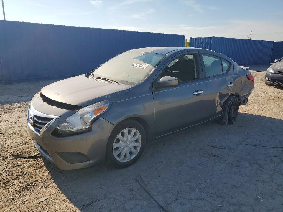2019 Nissan Versa sv