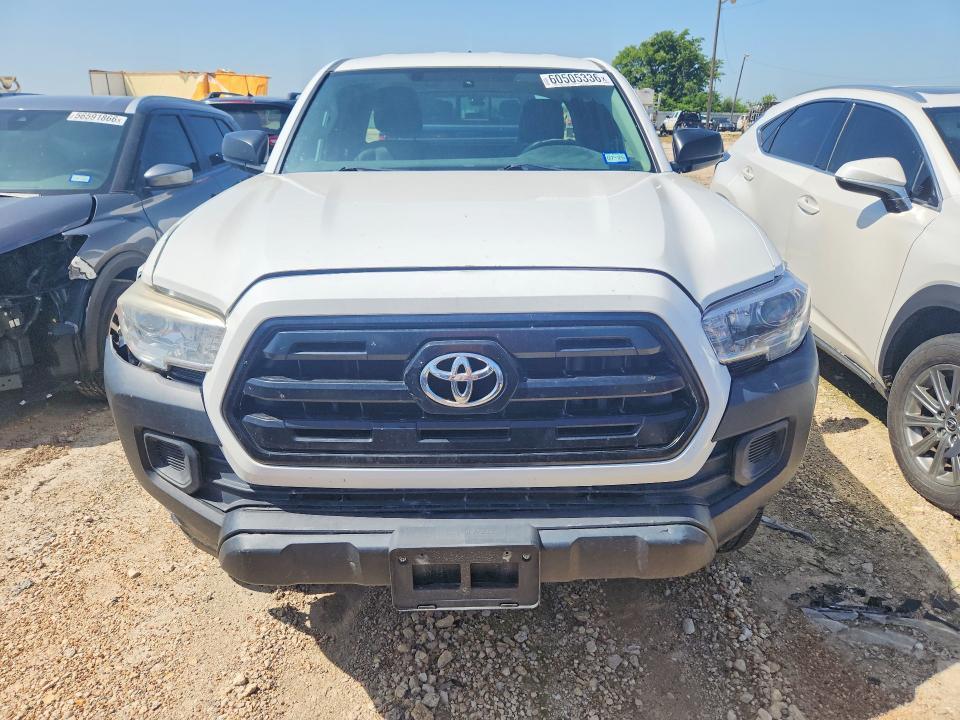 2016 Toyota Tacoma SR