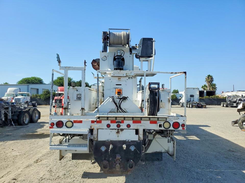 2014 Freightliner M2 106 Medium Duty