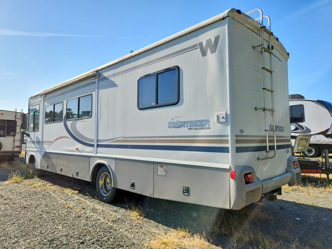 2004 Winn Motorhome