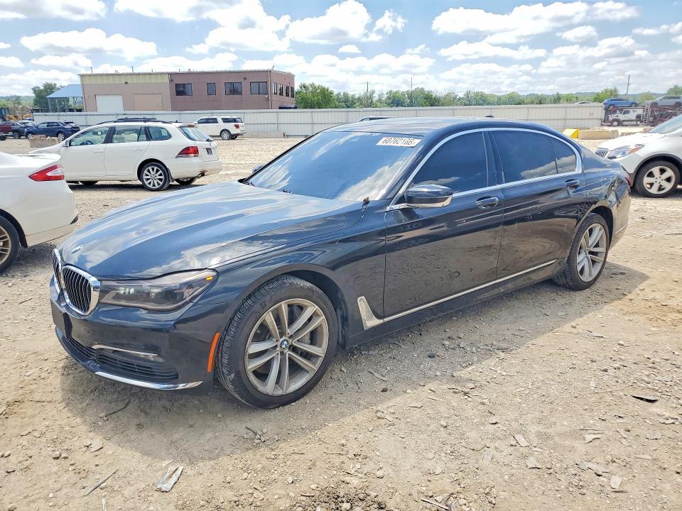 2016 BMW 750 XI