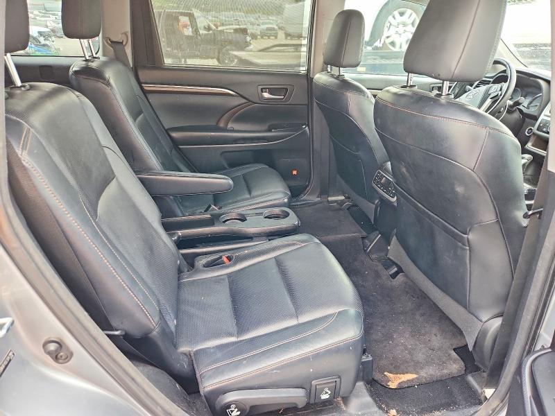 2014 Toyota Highlander Limited Platinum