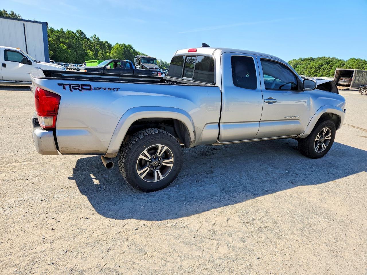 2016 Toyota Tacoma TRD Sport