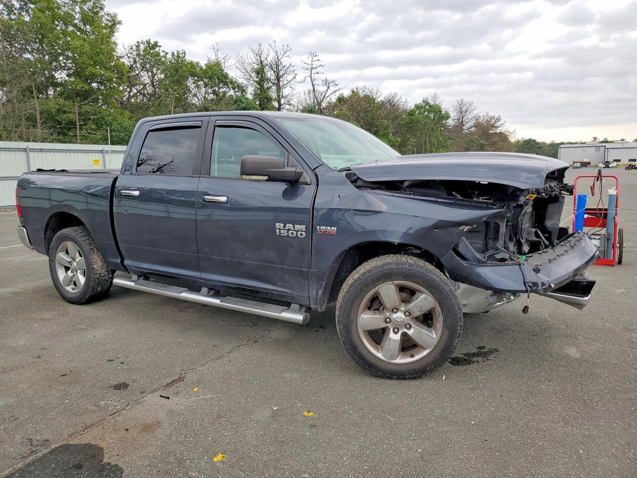 2013 Dodge RAM 1500 SLT