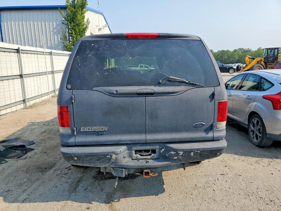 2005 Ford Excursion xlt