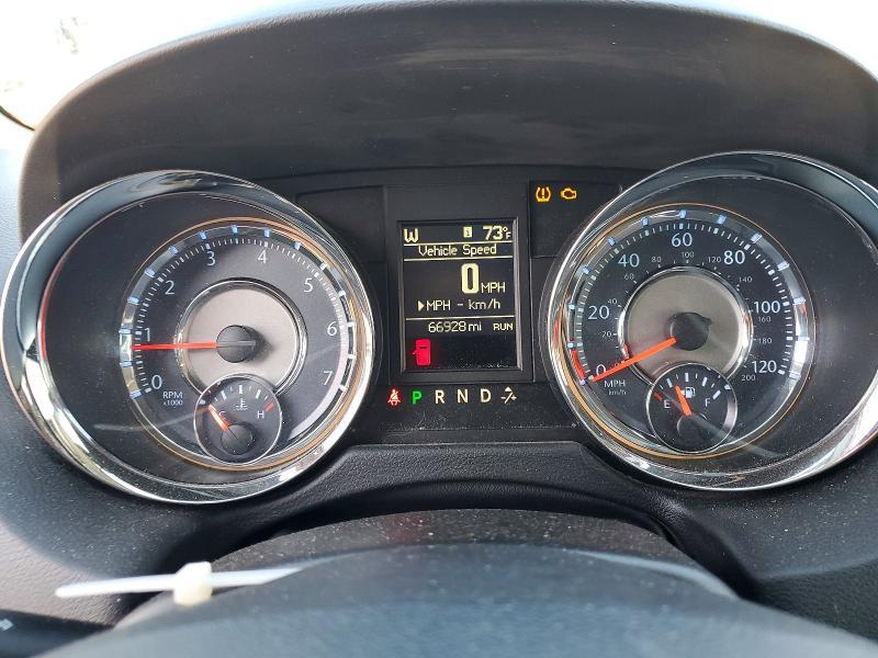 2016 Chrysler Town & Country Touring